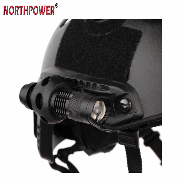 SOPORTE DE LUZ DE FLASH PARA CASCO MICH FAST ACH