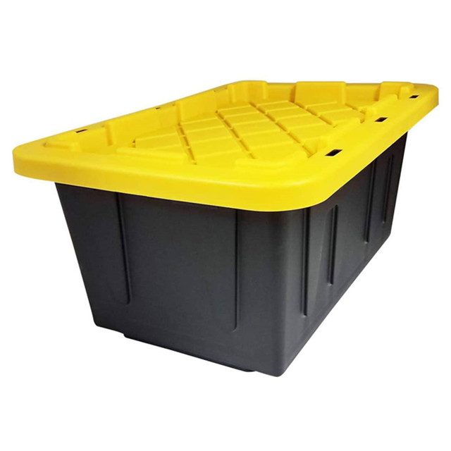 17 galones.Tote de almacenamiento de contenedores de plástico con cerradura resistente y resistente